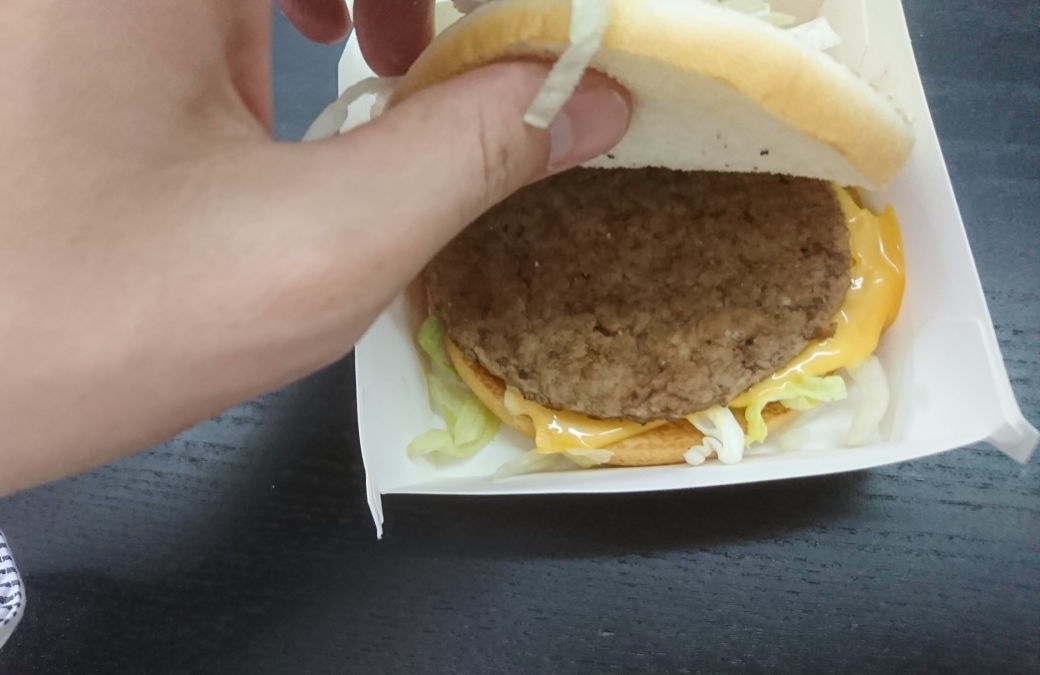 閲覧注意 マクドナルドで食べたバーガーの写真 中身含 と感想をひたすらに書いていくだけの記事 おっさん神戸グルメ
